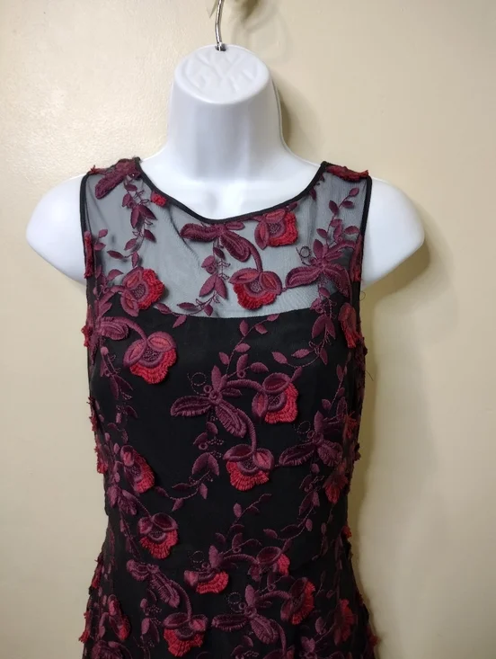 White House Black Market Sleeveless Black Dress With Burgundy Floral Embroidery - Picture 2 of 11
